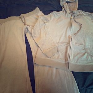 Velour track/sweat suit